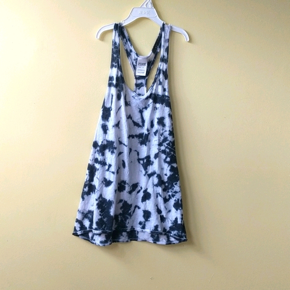 Woman's rank top - Picture 1 of 3